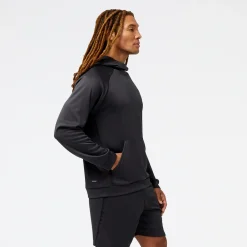 ODZIEZ BIEGOWA|BIEGANIE*New Balance ODZIEZ BIEGOWA|BIEGANIE Bluza męska MT31126PHM – czarna