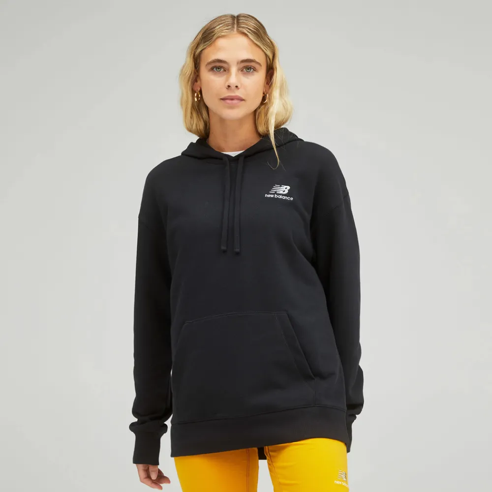 New Balance Bluza UT21500BK – czarna