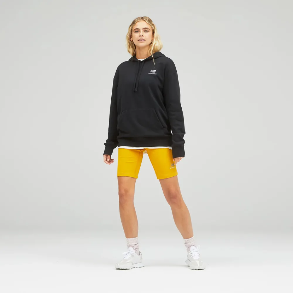 New Balance Bluza UT21500BK – czarna