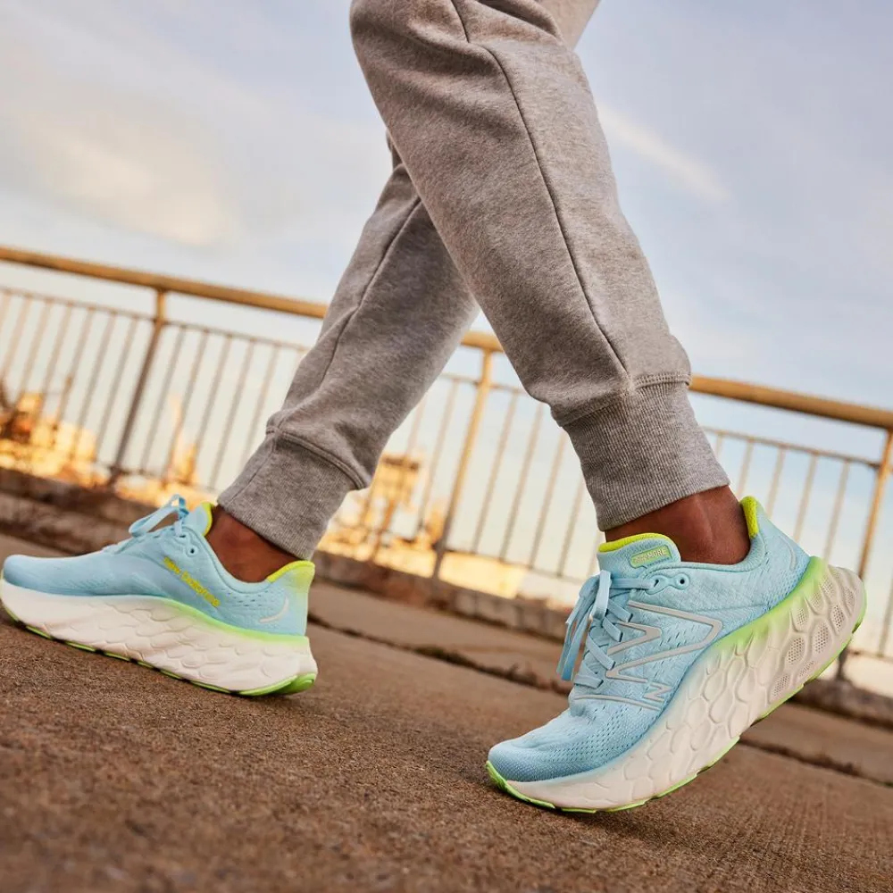 BUTYBIEGOWE|AKTYWNOSE|BIEGANIE*New Balance BUTYBIEGOWE|AKTYWNOSE|BIEGANIE Buty damskie Fresh Foam More v4 WMORCK4 – e