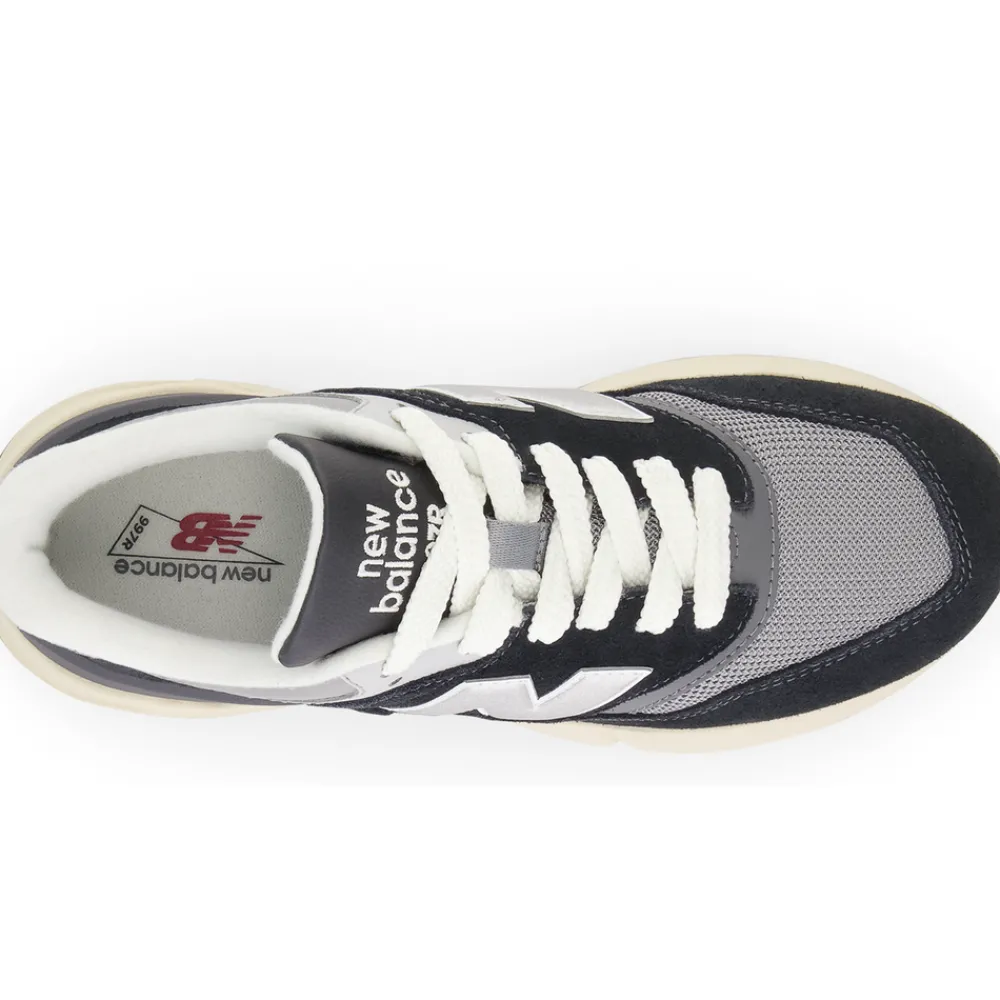 New Balance Buty dziecięce GR997RHC – czarne