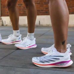 BUTYBIEGOWE|AKTYWNOSE|BIEGANIE*New Balance BUTYBIEGOWE|AKTYWNOSE|BIEGANIE Buty męskie FuelCell SC Elite V3 MRCELLE3 – białe