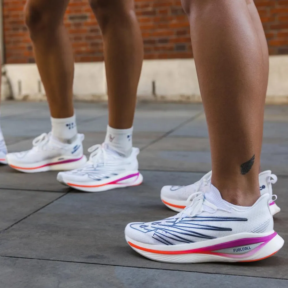 BUTYBIEGOWE|AKTYWNOSE|BIEGANIE*New Balance BUTYBIEGOWE|AKTYWNOSE|BIEGANIE Buty męskie FuelCell SC Elite V3 MRCELLE3 – białe