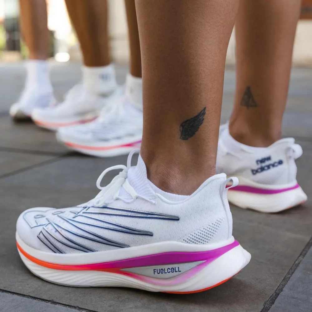 BUTYBIEGOWE|AKTYWNOSE|BIEGANIE*New Balance BUTYBIEGOWE|AKTYWNOSE|BIEGANIE Buty męskie FuelCell SC Elite V3 MRCELLE3 – białe