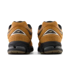 New Balance Buty męskie M2002REI – brązowe