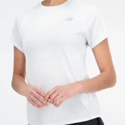 ODZIEZ BIEGOWA|BIEGANIE*New Balance ODZIEZ BIEGOWA|BIEGANIE Koszulka damska WT21262IBH – biała