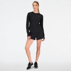 ODZIEZ BIEGOWA|BIEGANIE*New Balance ODZIEZ BIEGOWA|BIEGANIE Koszulka damska WT31282BK – czarna