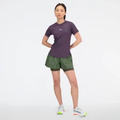 ODZIEZ BIEGOWA|BIEGANIE*New Balance ODZIEZ BIEGOWA|BIEGANIE Koszulka damska WT33277ILL – fioletowa