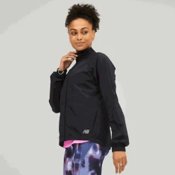 ODZIEZ BIEGOWA|BIEGANIE*New Balance ODZIEZ BIEGOWA|BIEGANIE Kurtka WJ21264BK – czarna
