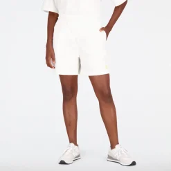 ODZIEZ BIEGOWA*New Balance ODZIEZ BIEGOWA Spodenki damskie WS31551SST – białe