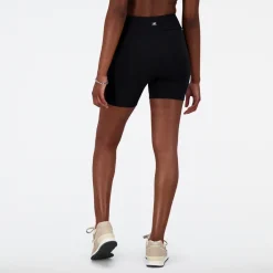 ODZIEZ BIEGOWA|BIEGANIE*New Balance ODZIEZ BIEGOWA|BIEGANIE Spodenki damskie WS31504BK – czarne