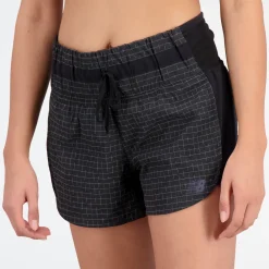 ODZIEZ BIEGOWA|BIEGANIE*New Balance ODZIEZ BIEGOWA|BIEGANIE Spodenki damskie WS31255BK – czarne