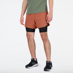 ODZIEZ BIEGOWA|BIEGANIE*New Balance ODZIEZ BIEGOWA|BIEGANIE Spodenki męskie MS23282MHY – brązowe