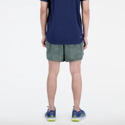 ODZIEZ BIEGOWA|BIEGANIE*New Balance ODZIEZ BIEGOWA|BIEGANIE Spodenki męskie MS21269DON – zielone