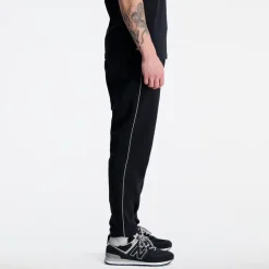 New Balance Spodnie męskie MP33518BK – czarne